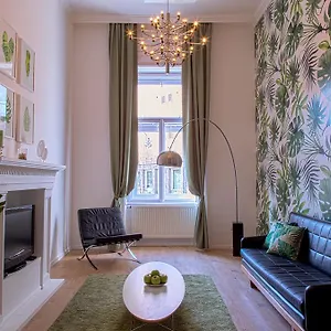  Apartment Bpr Center Design Hungary