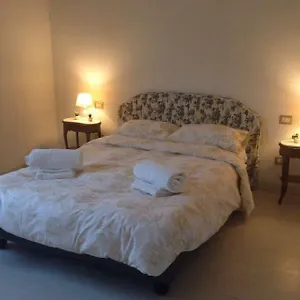 Station Apartment